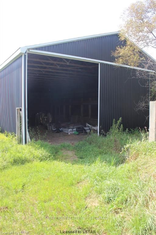 Listing Image 16