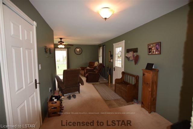 Listing Image 14