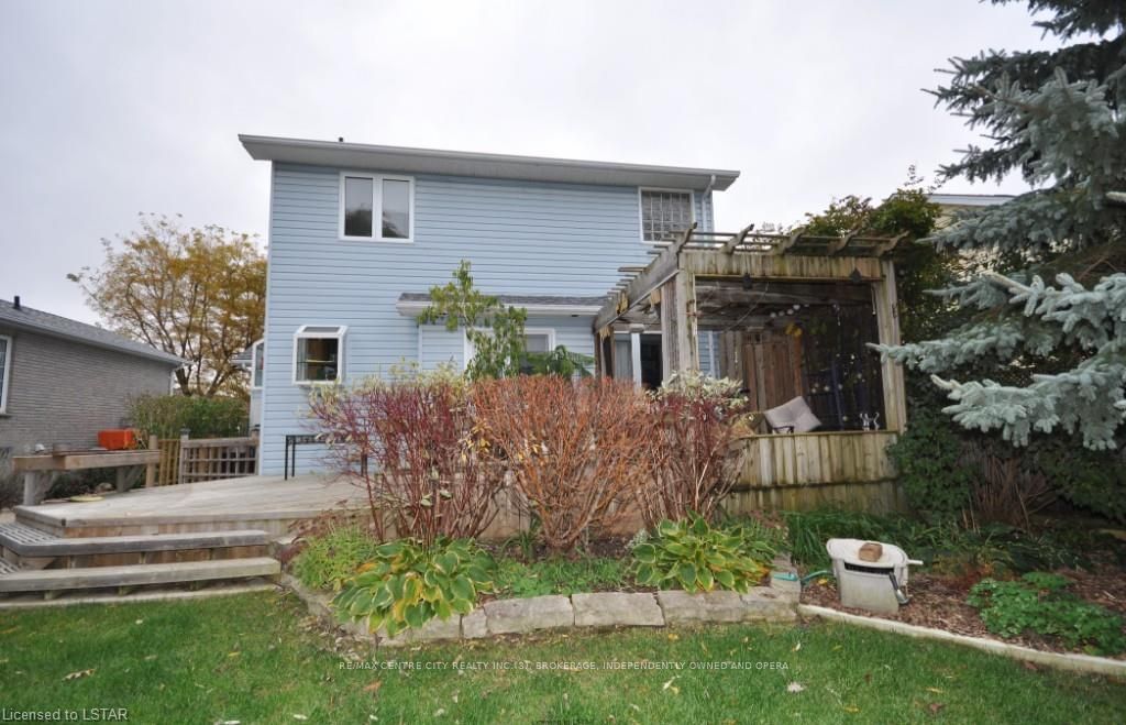 Listing Image 5