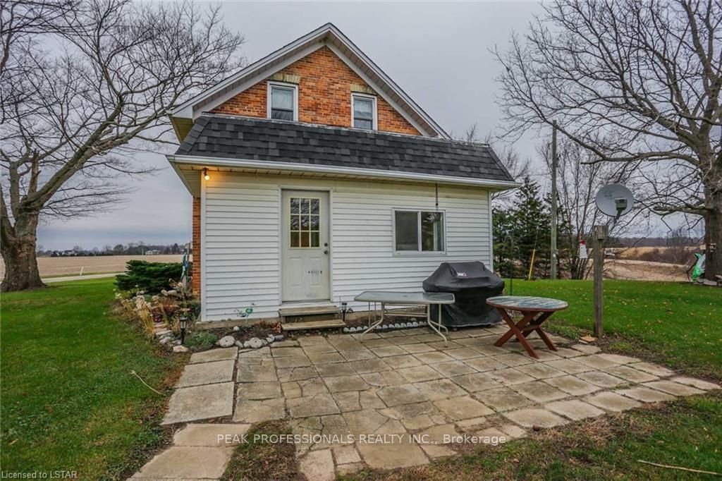 Listing Image 3