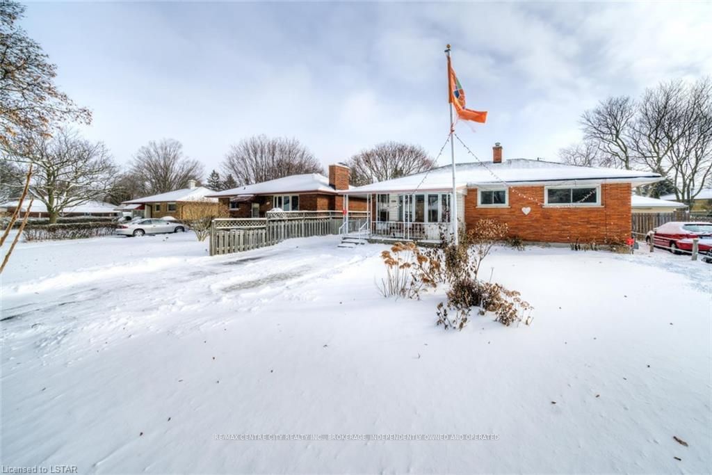 Listing Image 2