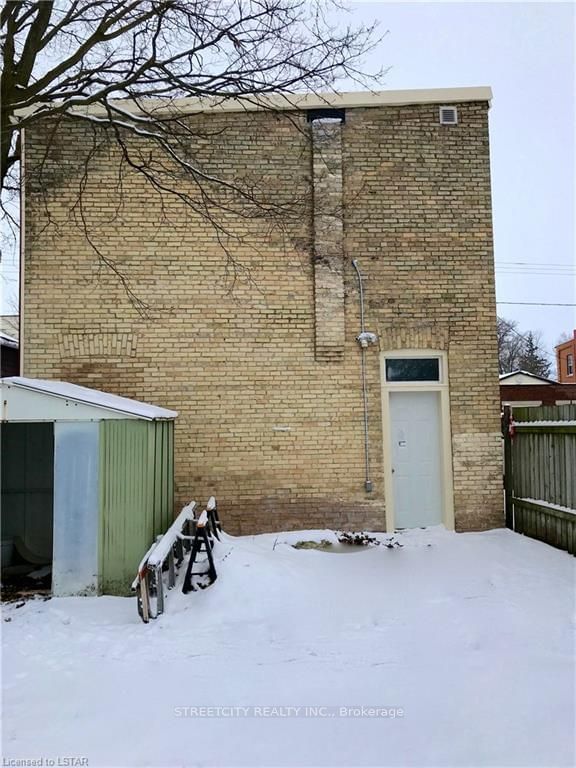 Listing Image 3