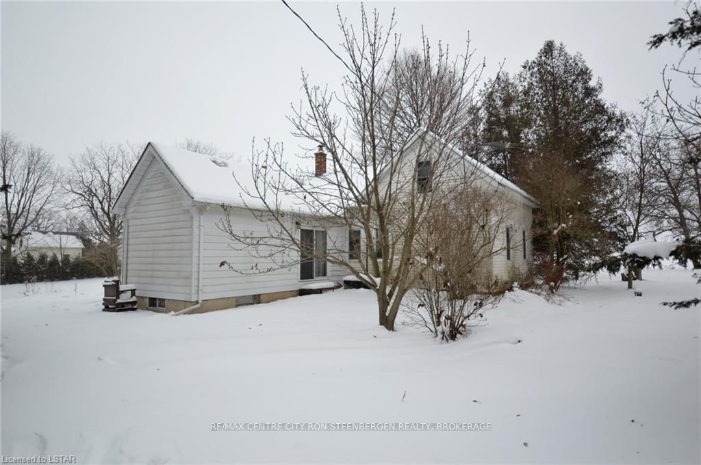 Listing Image 7