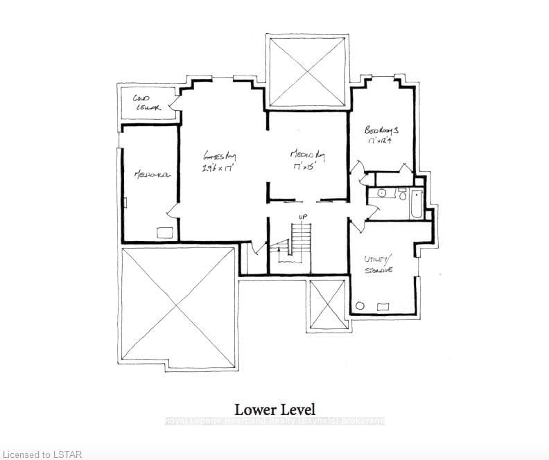 8695 Timberwood Tr, Lambton Shores, N0M 1T0 | Image 3