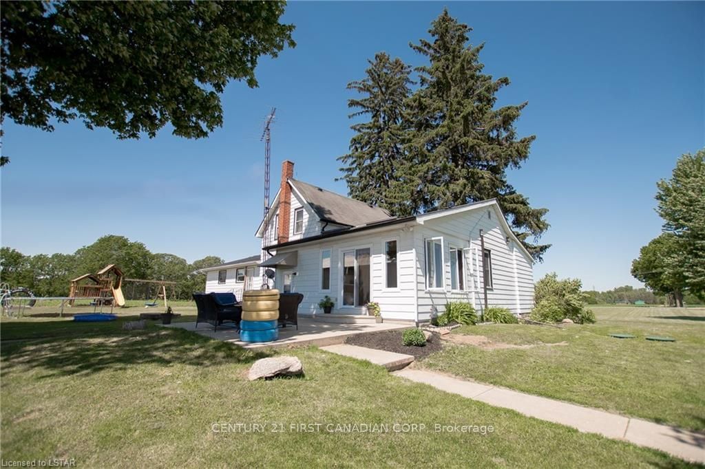 Listing Image 3