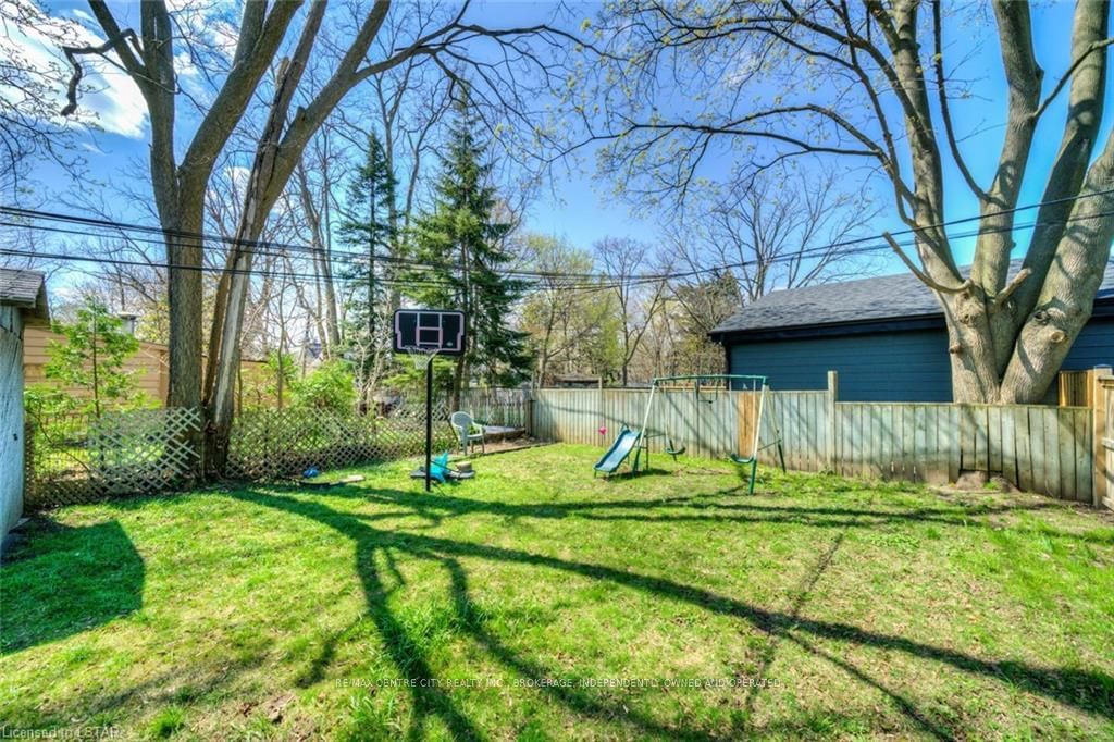 Listing Image 23
