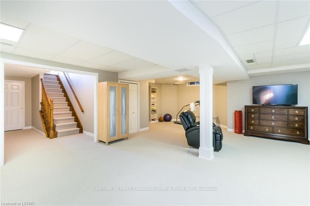Listing Image 39