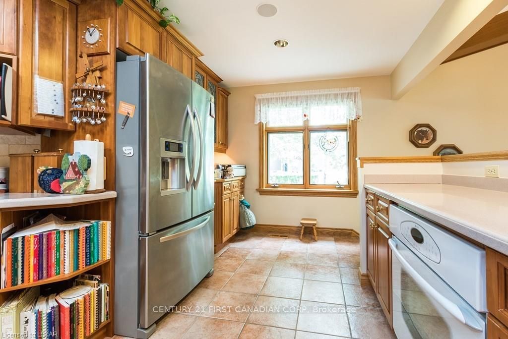 Listing Image 13