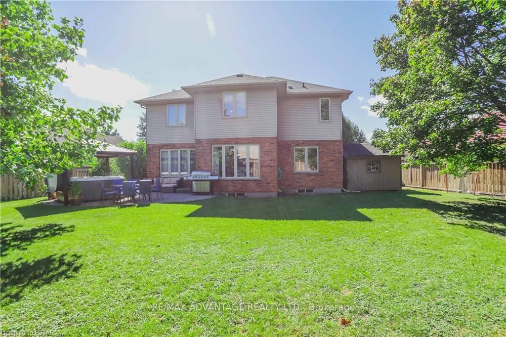 Listing Image 3