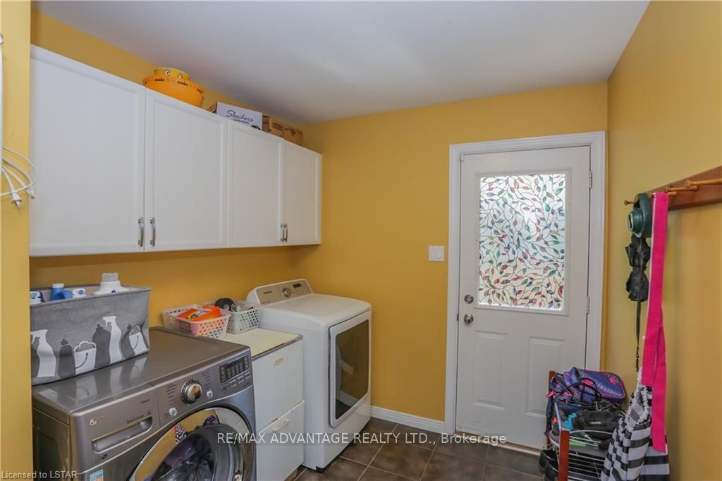 Listing Image 37