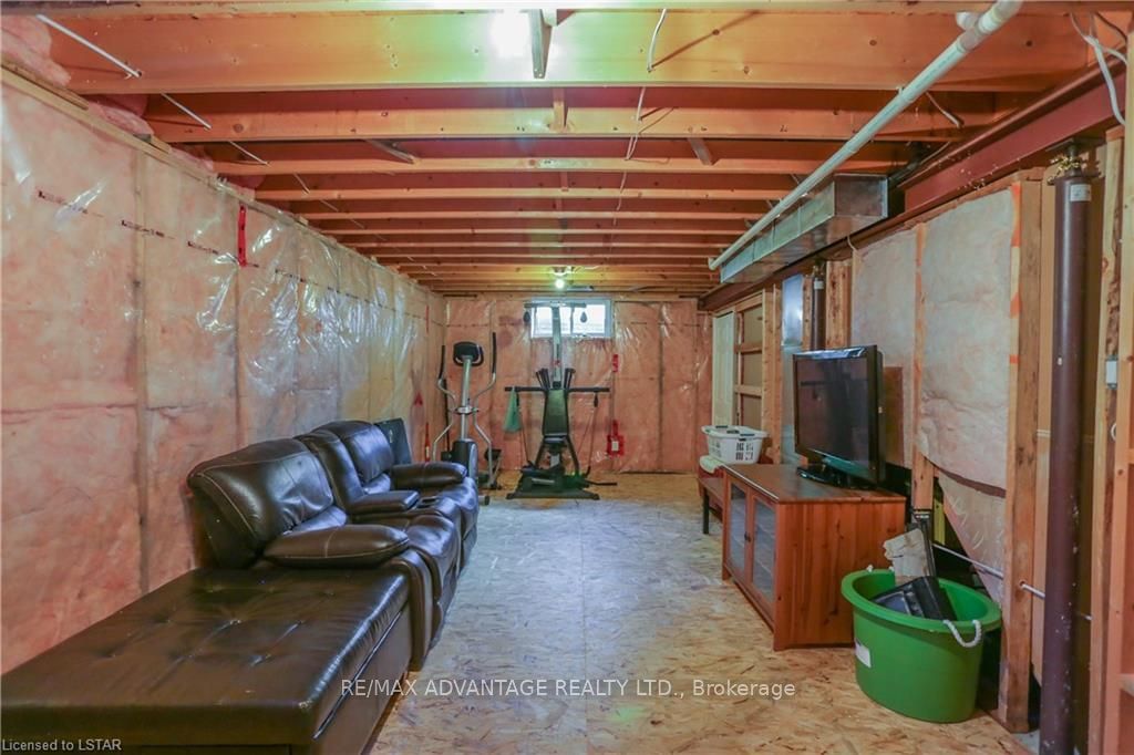 Listing Image 40