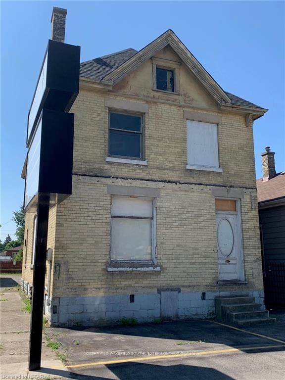 Listing Image 7
