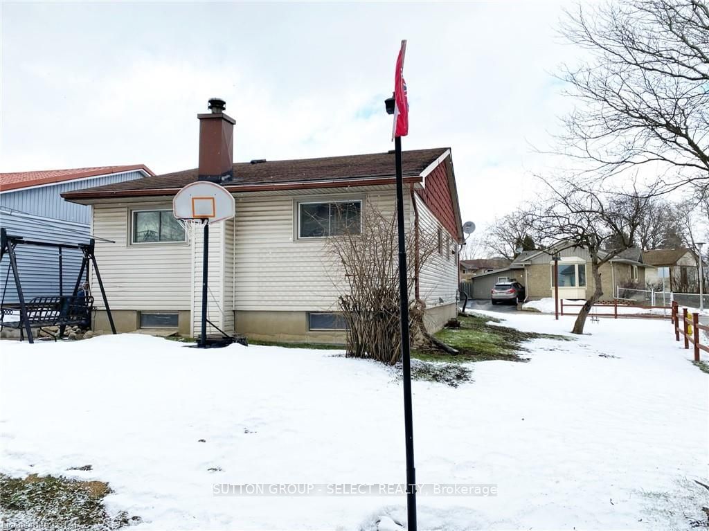 Listing Image 20
