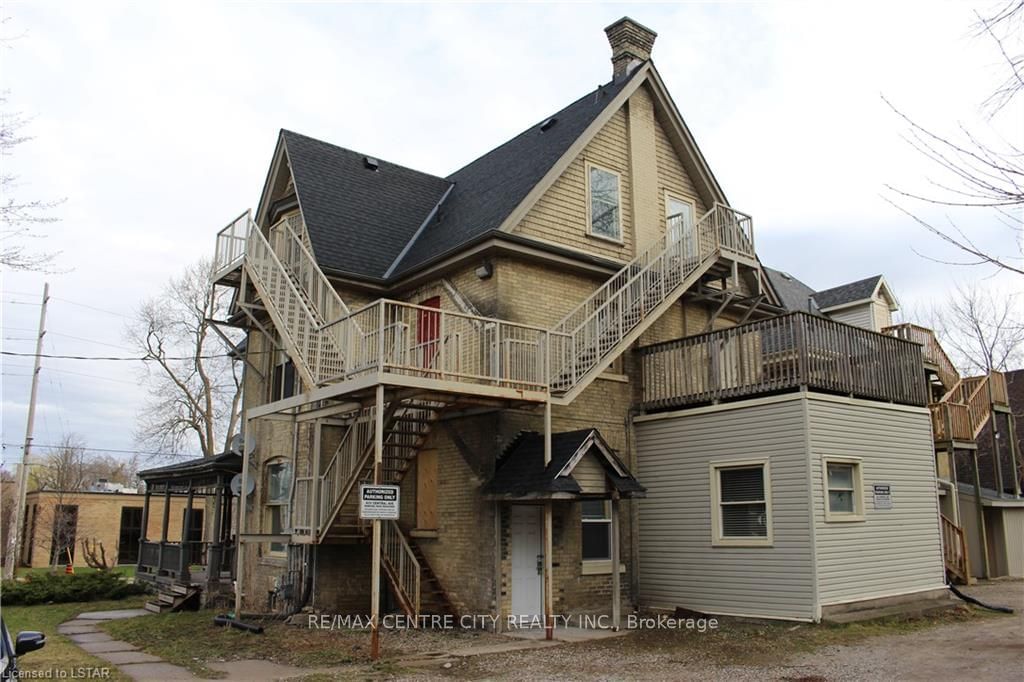 Listing Image 3