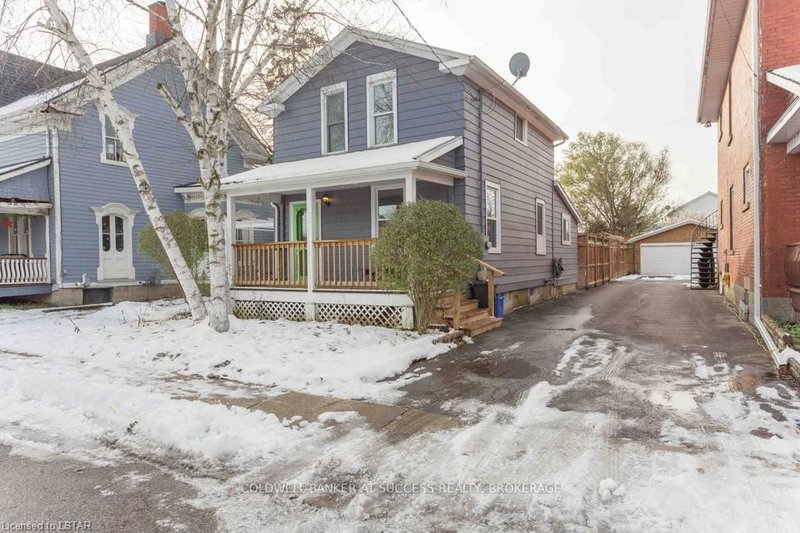 326 Smith St, Central Elgin, N5L 1C6 | Image 2