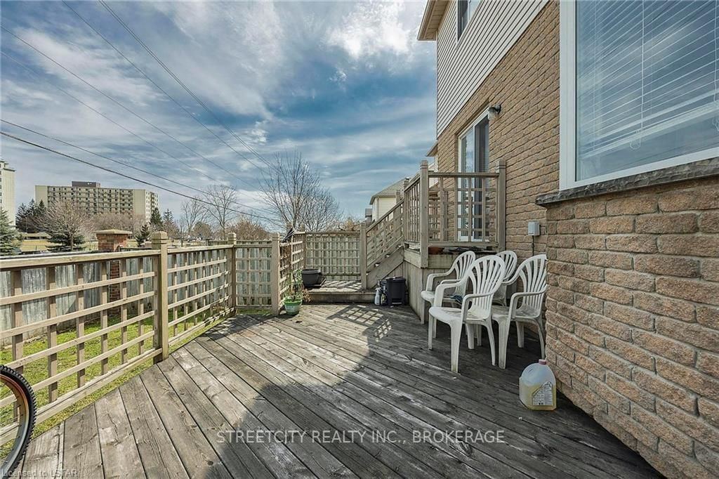 Listing Image 32