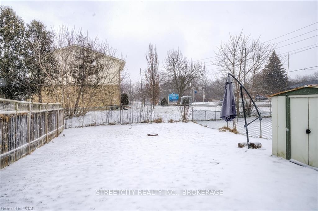 Listing Image 19