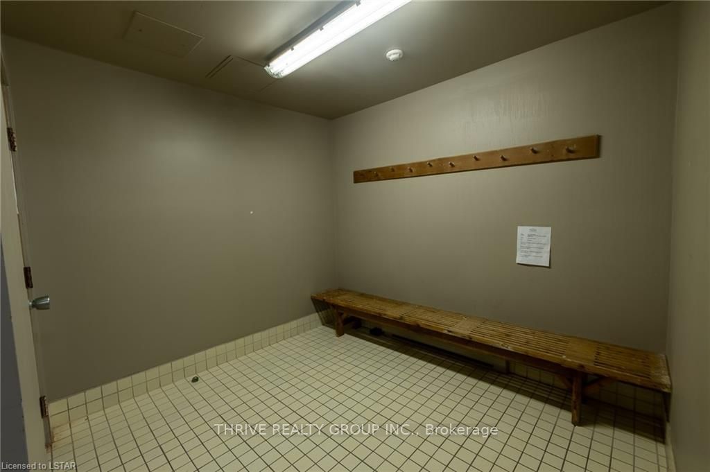 Listing Image 40
