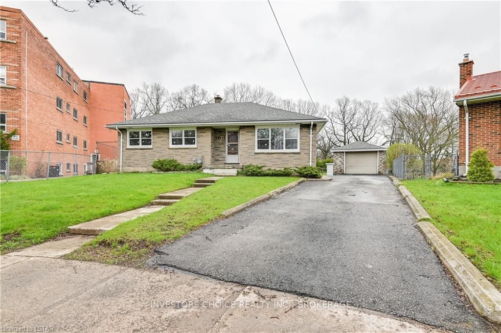 Listing Image 3