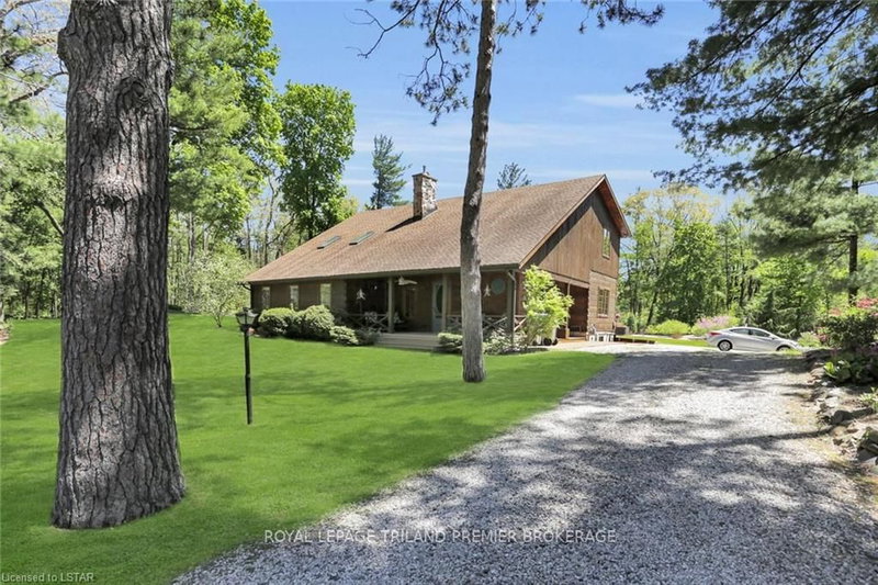 9936 Ontario St, Lambton Shores, N0M 2L0 | Image 3