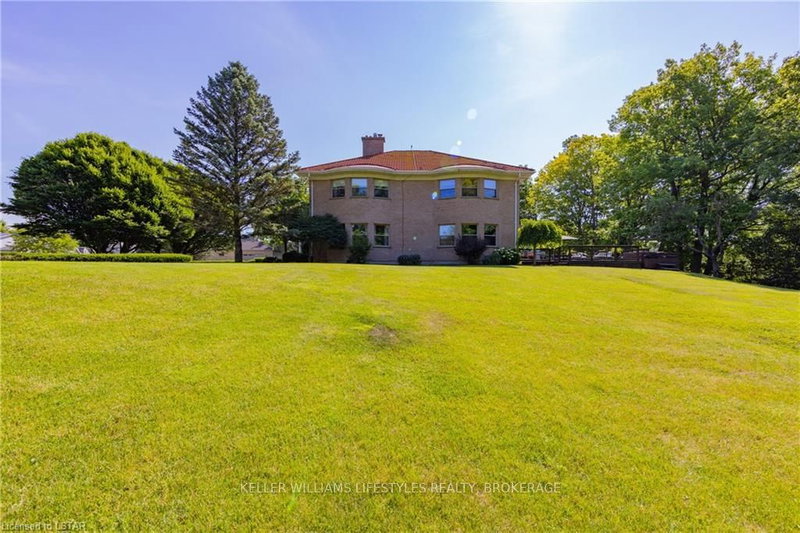 262 Pinetree Lane, Strathroy-Caradoc, N7G 4A8 | Image 3