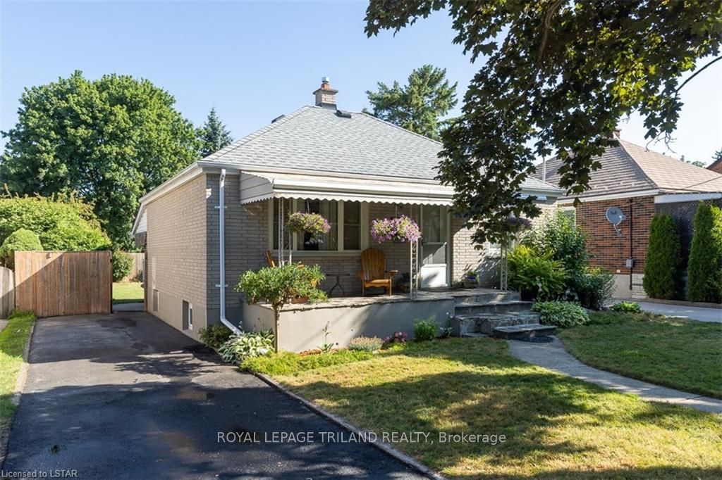 Listing Image 3