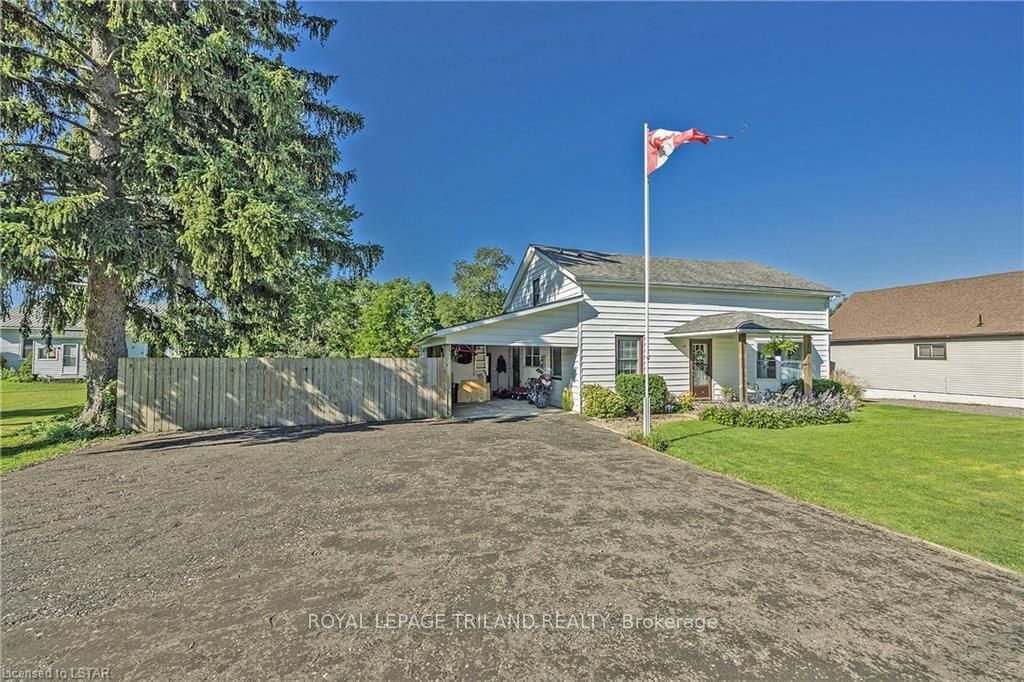 Listing Image 4