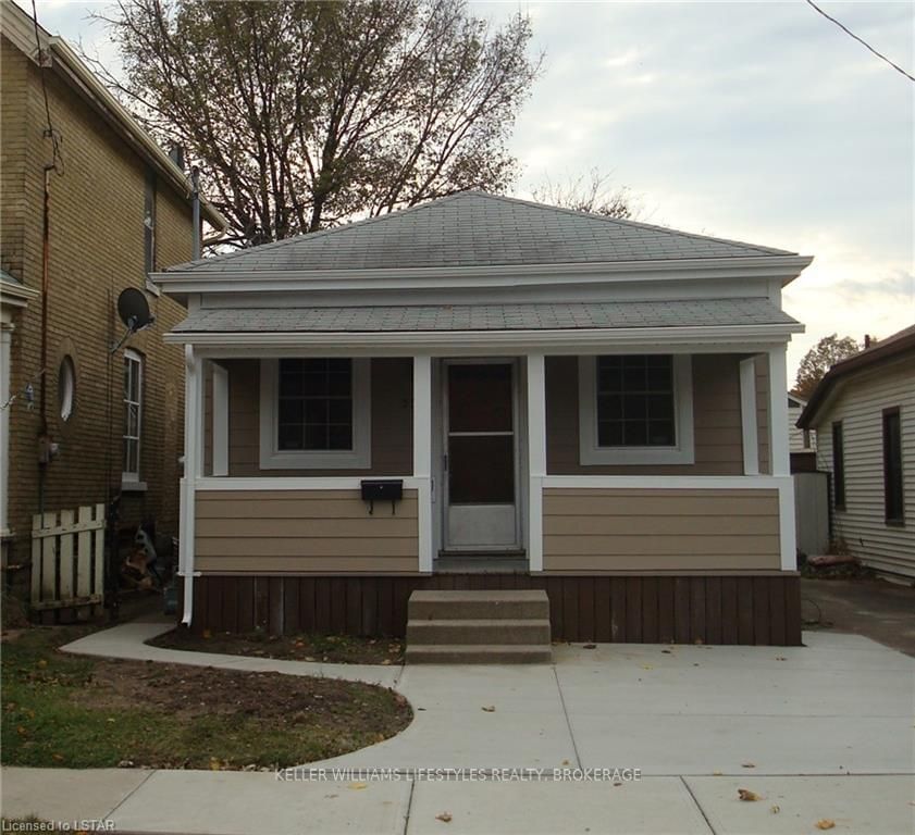 Listing Image 3