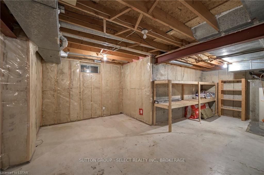 Listing Image 38