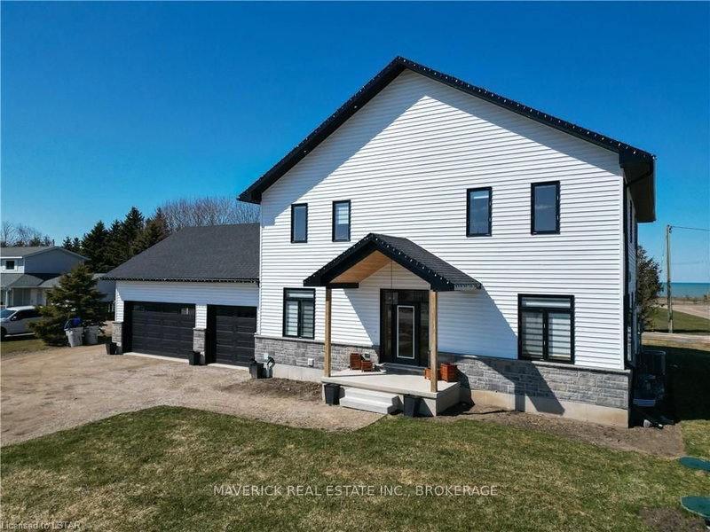 33977 Kildeer Dr, Bluewater, N0M 1N0 | Image 2