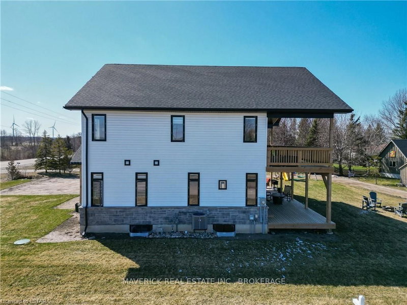 33977 Kildeer Dr, Bluewater, N0M 1N0 | Image 3