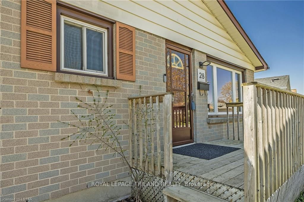 Listing Image 3