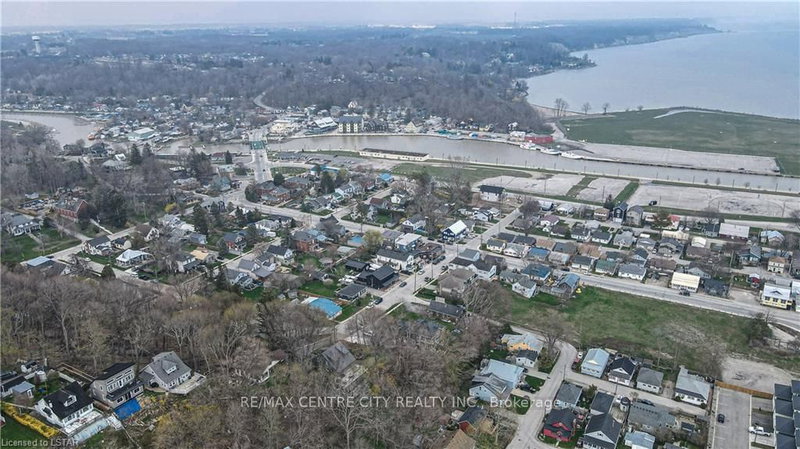 348 Erie St, Central Elgin, N5L 1E3 | Image 3