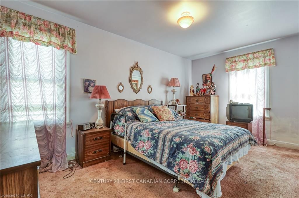 Listing Image 22
