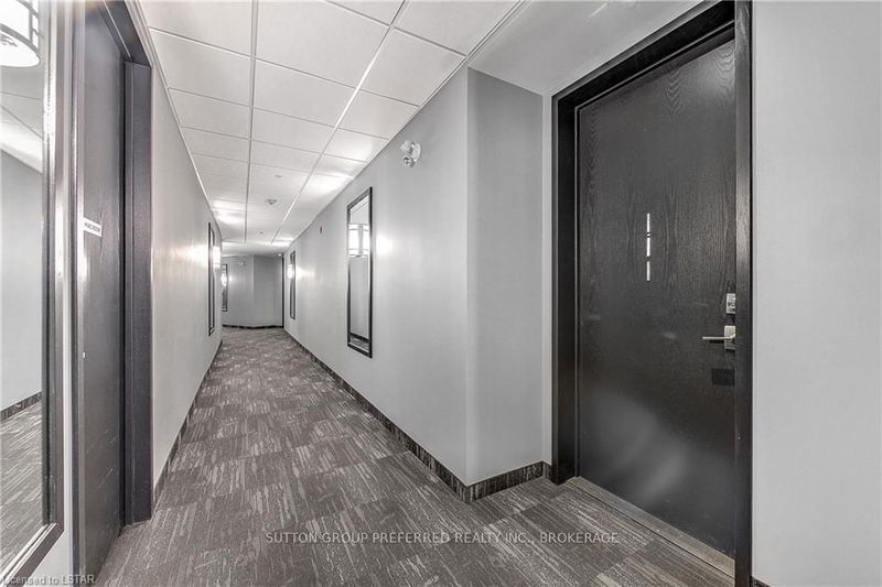 Room2