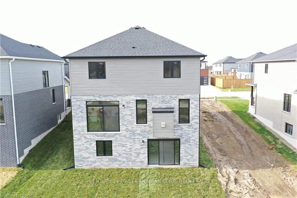 Listing Image 40