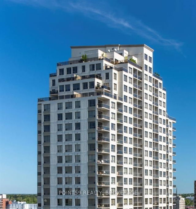 901 - 71 KING Street