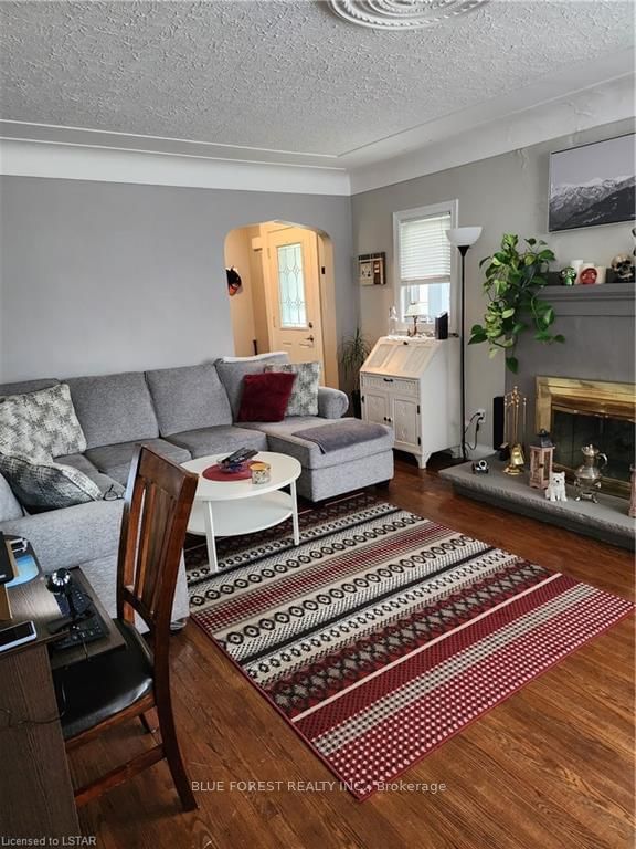 Listing Image 7