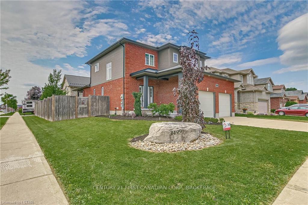 Listing Image 3