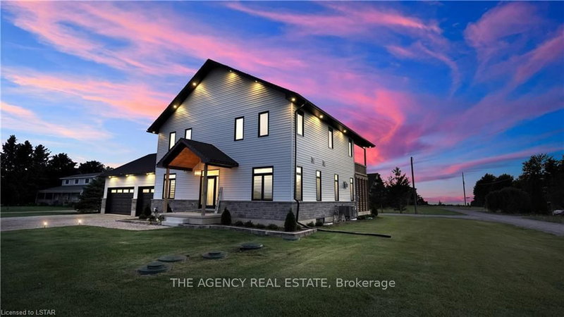 33977 Kildeer Dr, Bluewater, N0M 1N0 | Image 2