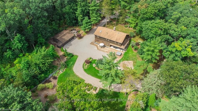 9936 Ontario St, Lambton Shores, N0M 2L0 | Image 3