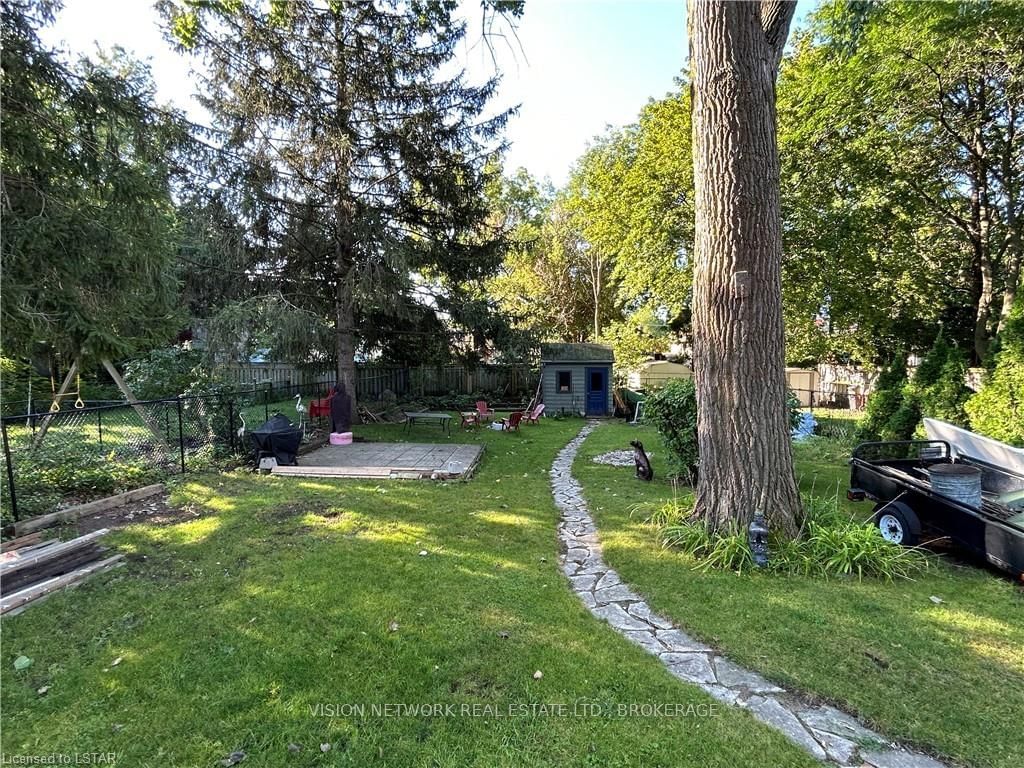 Listing Image 7