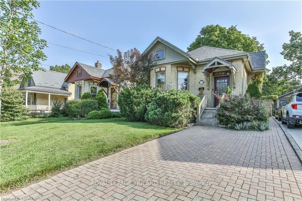 Listing photo 2