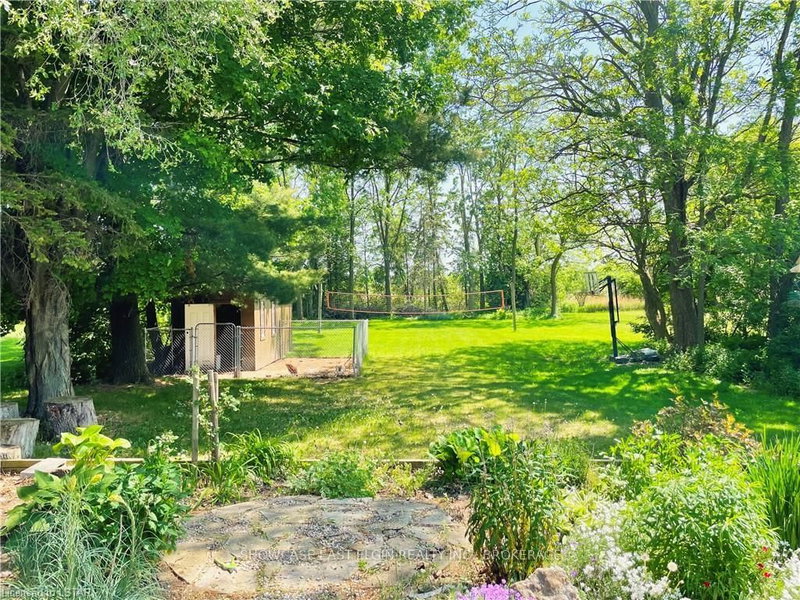 61 Fath Ave, Aylmer, N5H 1V7 | Image 2