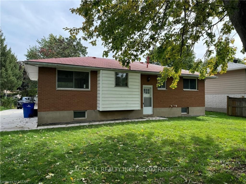 Listing Image 3