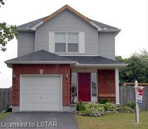 Detached House sold at 168 Gibson Crescent, Lucan Biddulph, Ontario, N0M 2J0 - Lucan - MLS: X7492442