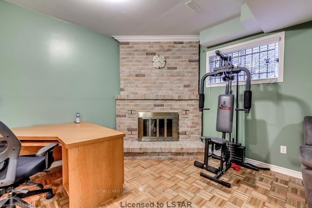 Listing Image 16