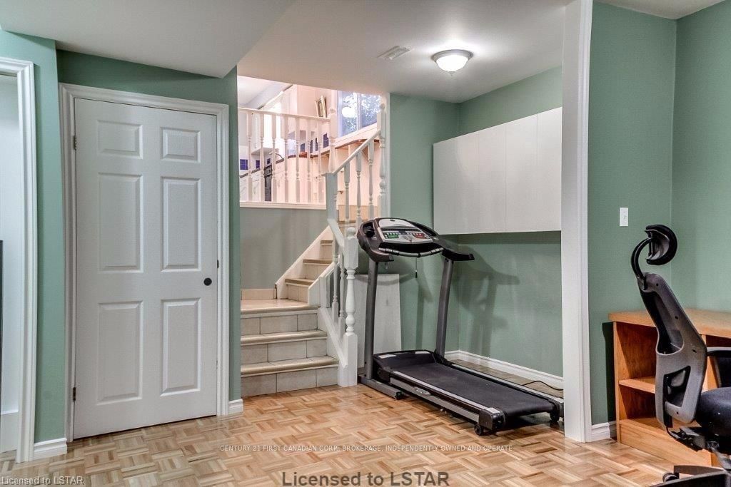 Listing Image 18