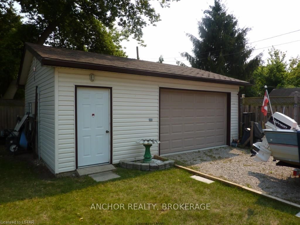 Listing Image 13