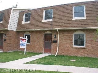 Townhouse sold at 457 Wilkins Street, London, South R, N6C 5B5 - MLS: X7521423